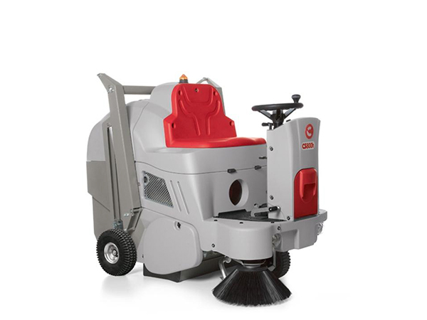 Balayeuse aspirante CS 800B